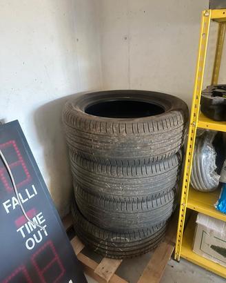 Pirelli scorpion
