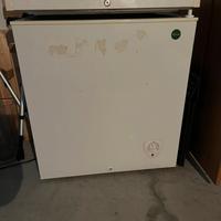 Congelatore a pozzetto orizzontale +200L