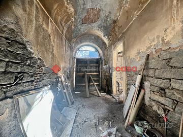 Rudere angolare 140 Mq Misterbianco centro -1