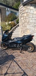 Tmax 560 tech max 08/2023 (garanzia 7 anni)