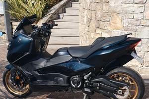 Tmax 560 tech max 08/2023 (garanzia 7 anni)