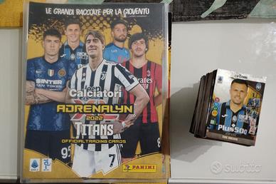 Set 143 card Adrenalyn Titans2022 con raccoglitore