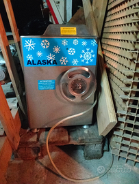 Tritacarne professionale refrigerato Alaska 22