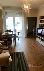 Via Turati appartamento come nuovo . Terrazzo