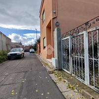 CASA INDIPENDENTE A DECIMOMANNU