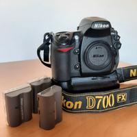 Nikon D700 + battery grip originale