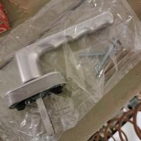 Maniglie dk per finestre