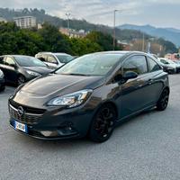Opel corsa 1.4 90cv  B-color