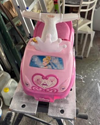 Macchinina bimba principesse