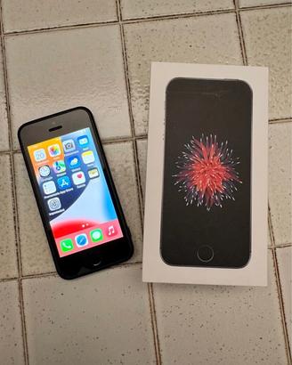 iPhone SE 2016 - 32GB