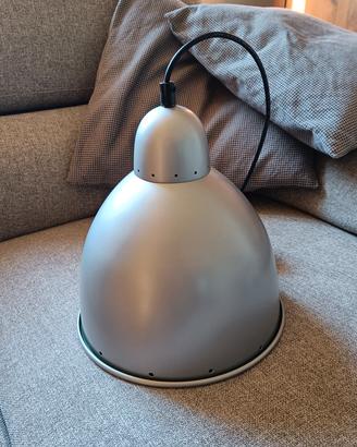 Lampadario in metallo