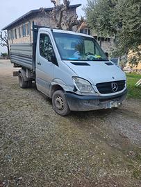 Mercedes Benz 411 ribaltabile trilaterale