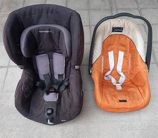 Due seggiolini per bambini