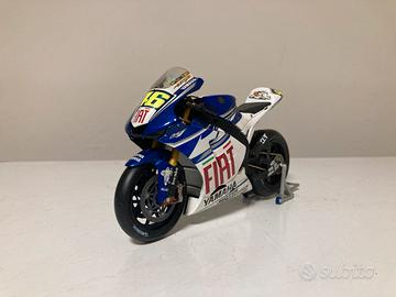 Yamaha M1 Valentino Rossi 2007