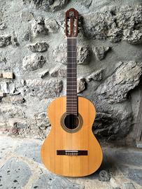 Chitarra classica Alambra