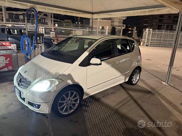 Mercedes classe a una vera bomba