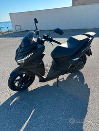 Sym  200 jet