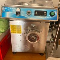 Tritacarne refrigerato + banco vendita