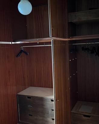 Armadio in legno 3 ante