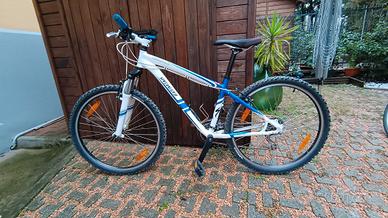 MTB specialized hardrock