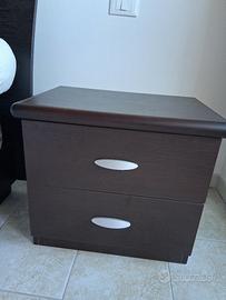 Comodini effetto wenghe'