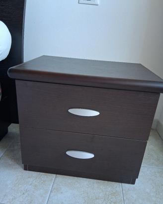 Comodini effetto wenghe'