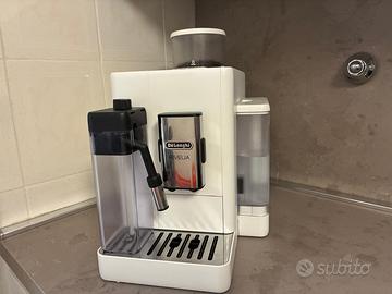Rivelia Arctic White De Longhi Macchina Caffè