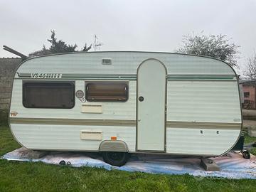 Roulotte accessoriata