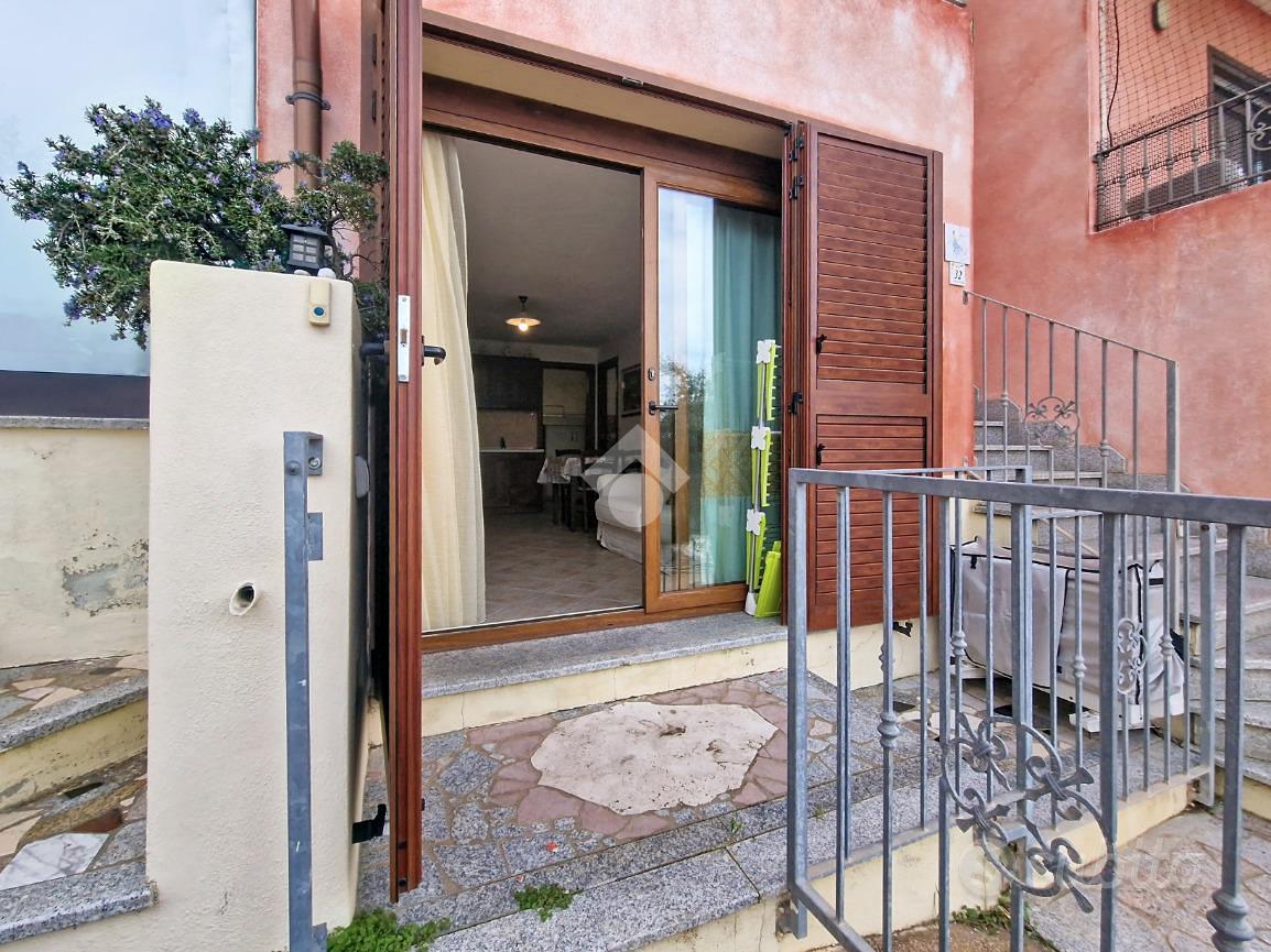 2 LOCALI A TRINITÀ D'AGULTU E VIGNOLA - Vista 3