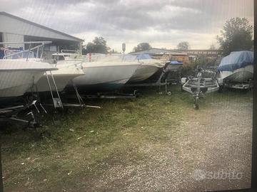 barca autosvuotante da motorizzare