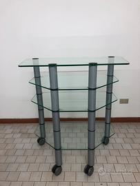 Tavolino in vetro con ruote porta TV