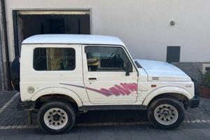Suzuki samurai
