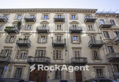 TORINO CENTRO APPARTAMENTO ULTIMO PIANO