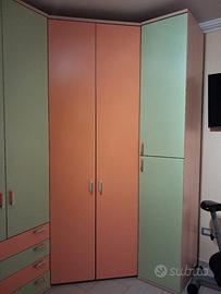  cabina armadio e 3 mensole 