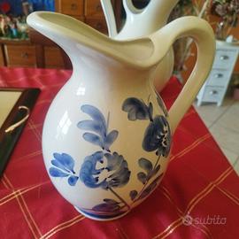 Vaso bianco con disegni