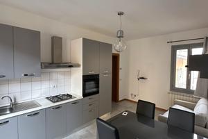 BILOCALE ARREDATO IN CORTE (centro samarate)