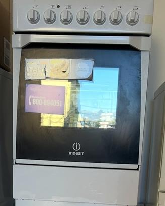 Cucina Indesit