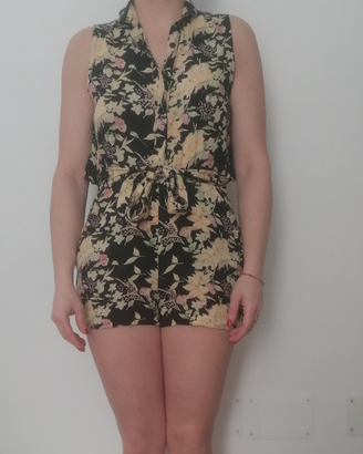 Vestito a pantaloncino