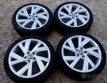 Cerchi e gomme termiche nuove 18 originali vw