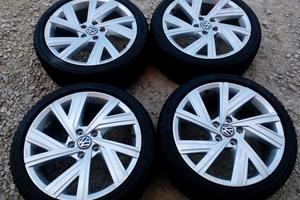Cerchi e gomme termiche nuove 18 originali vw