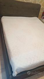 Letto matrimoniale