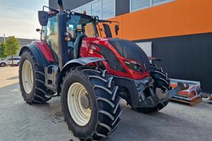 trattore usato Valtra T174 Active