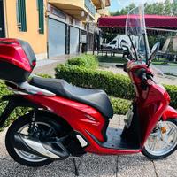 HONDA SH 150 FATTURABILE IVA ESPOSTA TUTTO INCLU