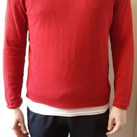 maglia color rosso con risvolti bianchi tg M