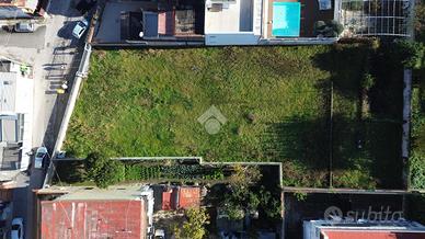 TERRENO A NAPOLI
