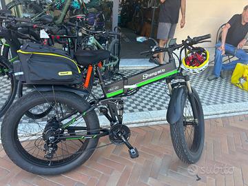 e MTB con ruote grasse