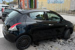 Lancia Y gpl/benzina 2013