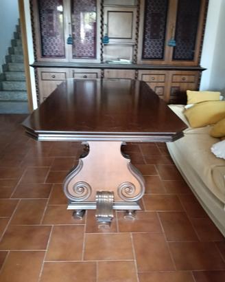 tavolo con sedie