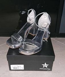 Sandalo argentato con tacco "Primadonna"