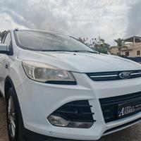 Ford Kuga 2.0 TDCI tetto navig cam pelle 2013